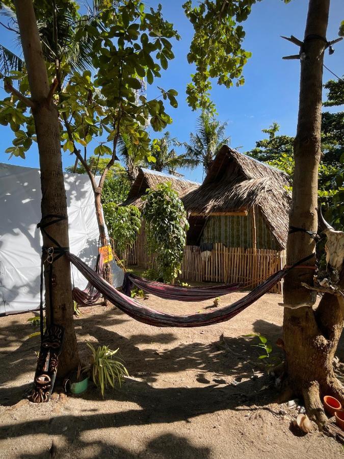 Tribal Huts Community Hostel Daanbantayan Εξωτερικό φωτογραφία