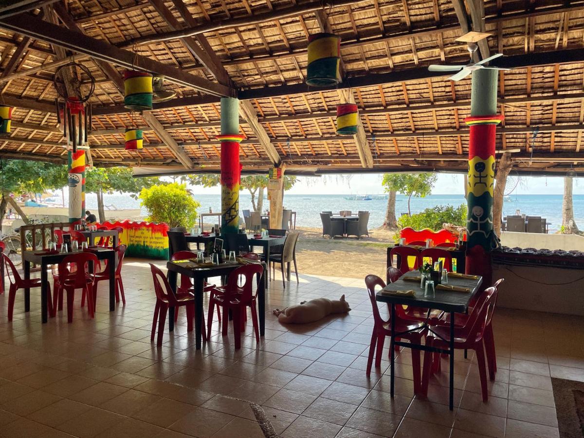 Tribal Huts Community Hostel Daanbantayan Εξωτερικό φωτογραφία