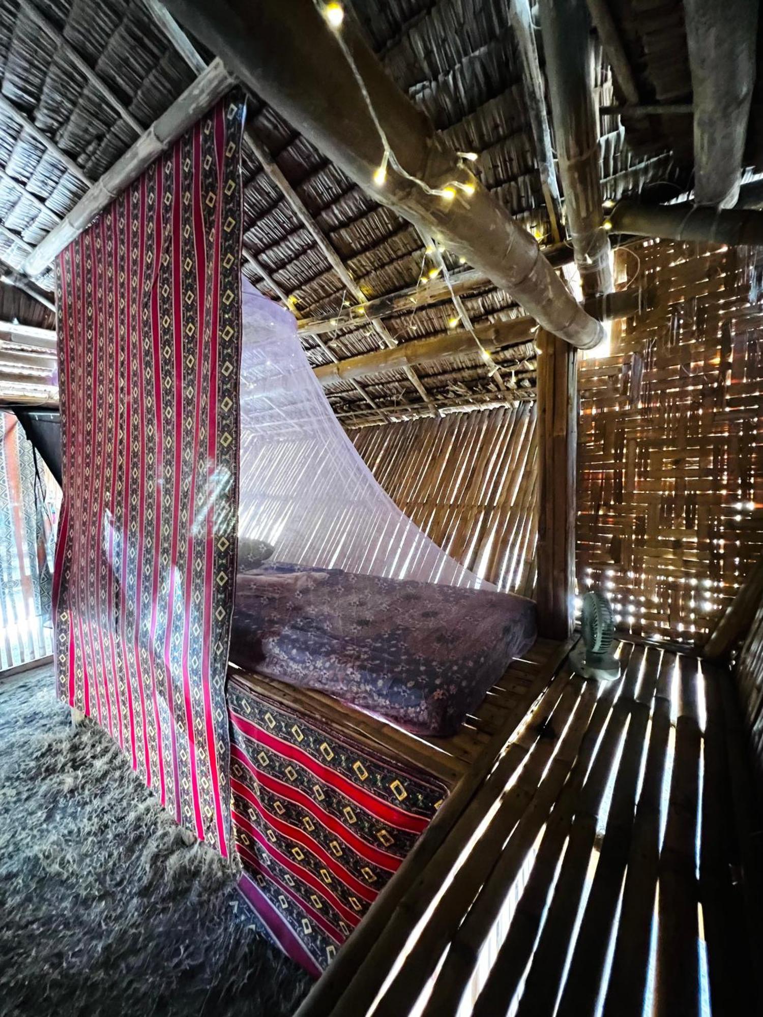 Tribal Huts Community Hostel Daanbantayan Δωμάτιο φωτογραφία