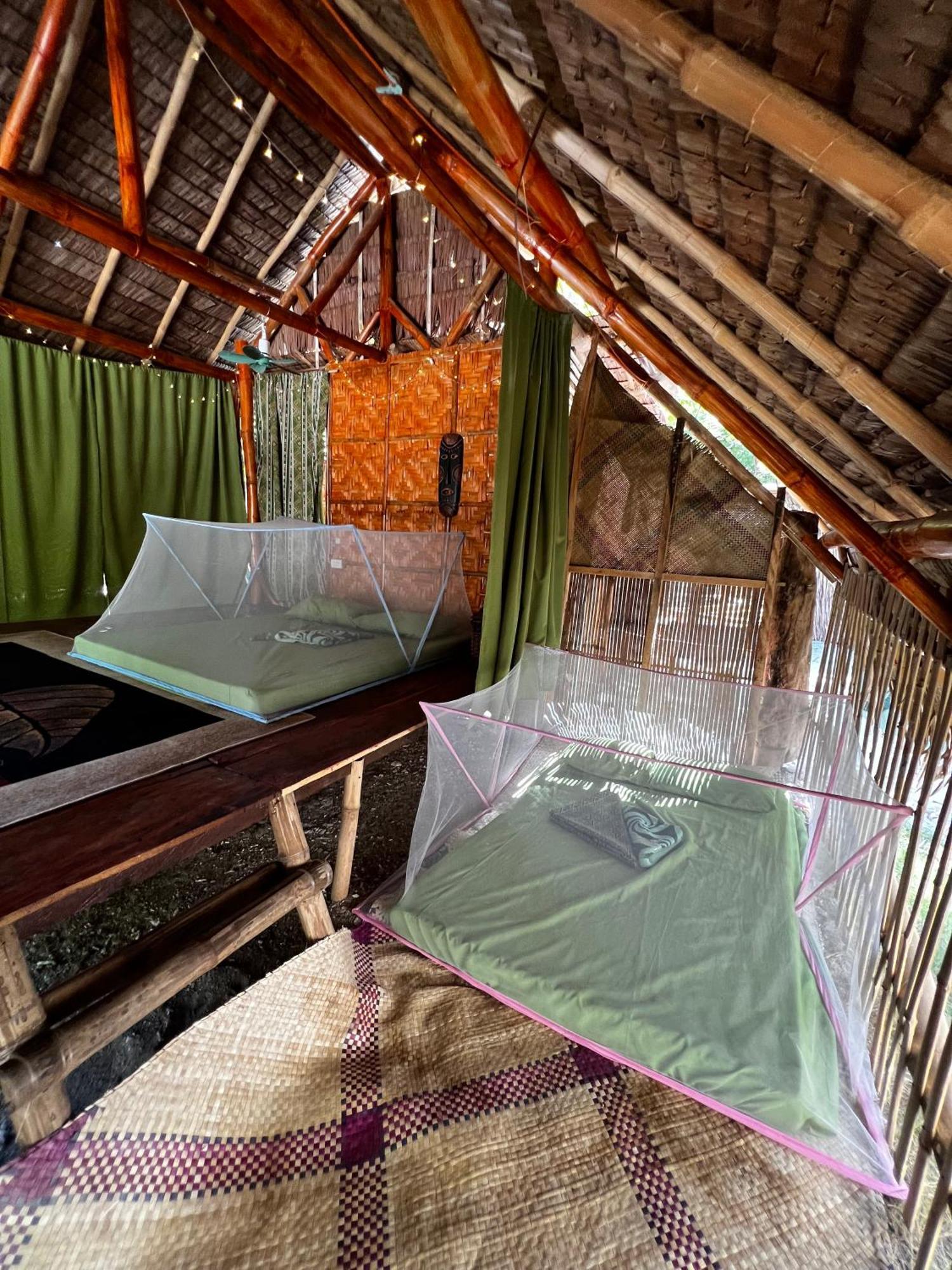 Tribal Huts Community Hostel Daanbantayan Εξωτερικό φωτογραφία