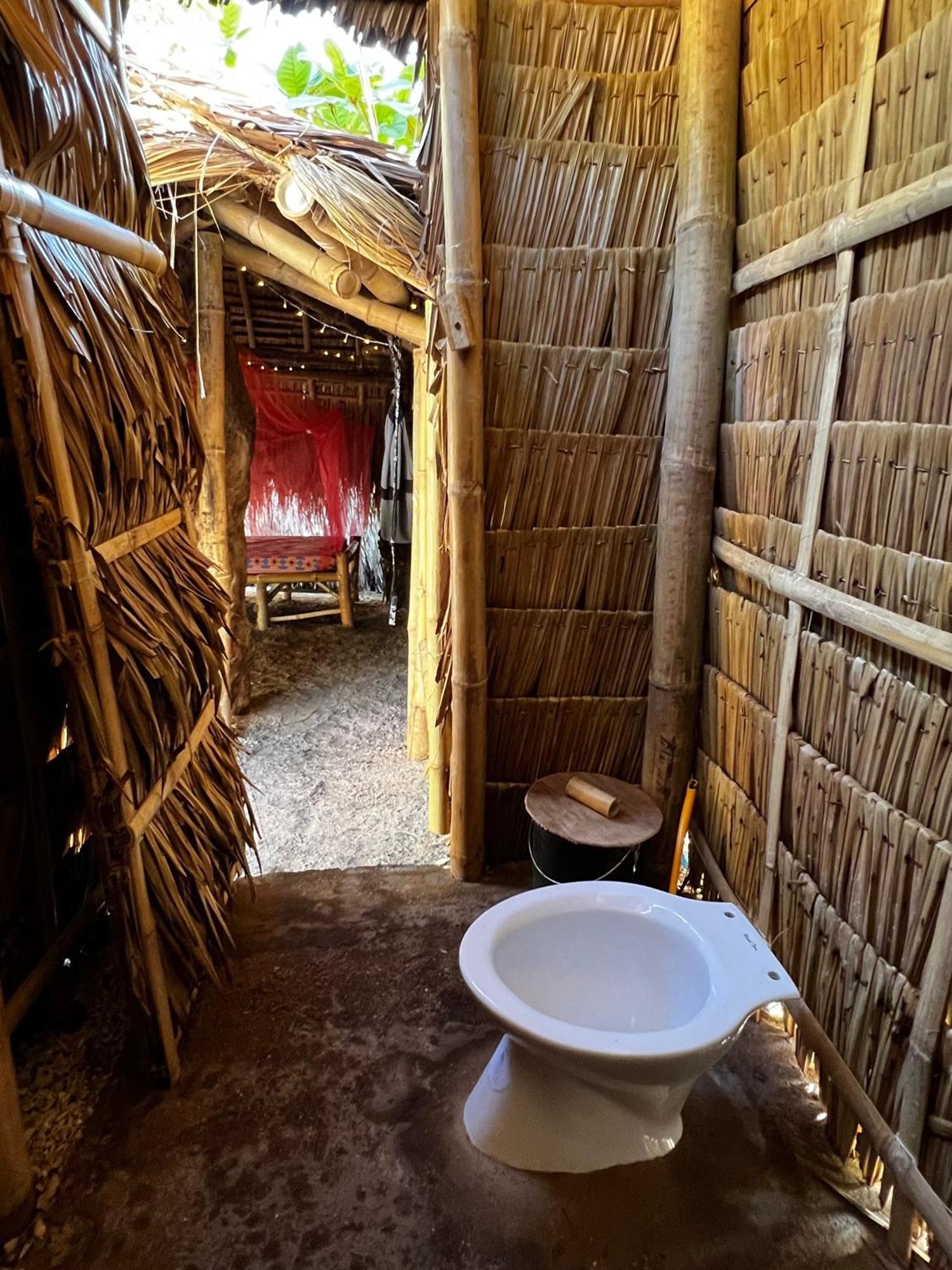 Tribal Huts Community Hostel Daanbantayan Δωμάτιο φωτογραφία