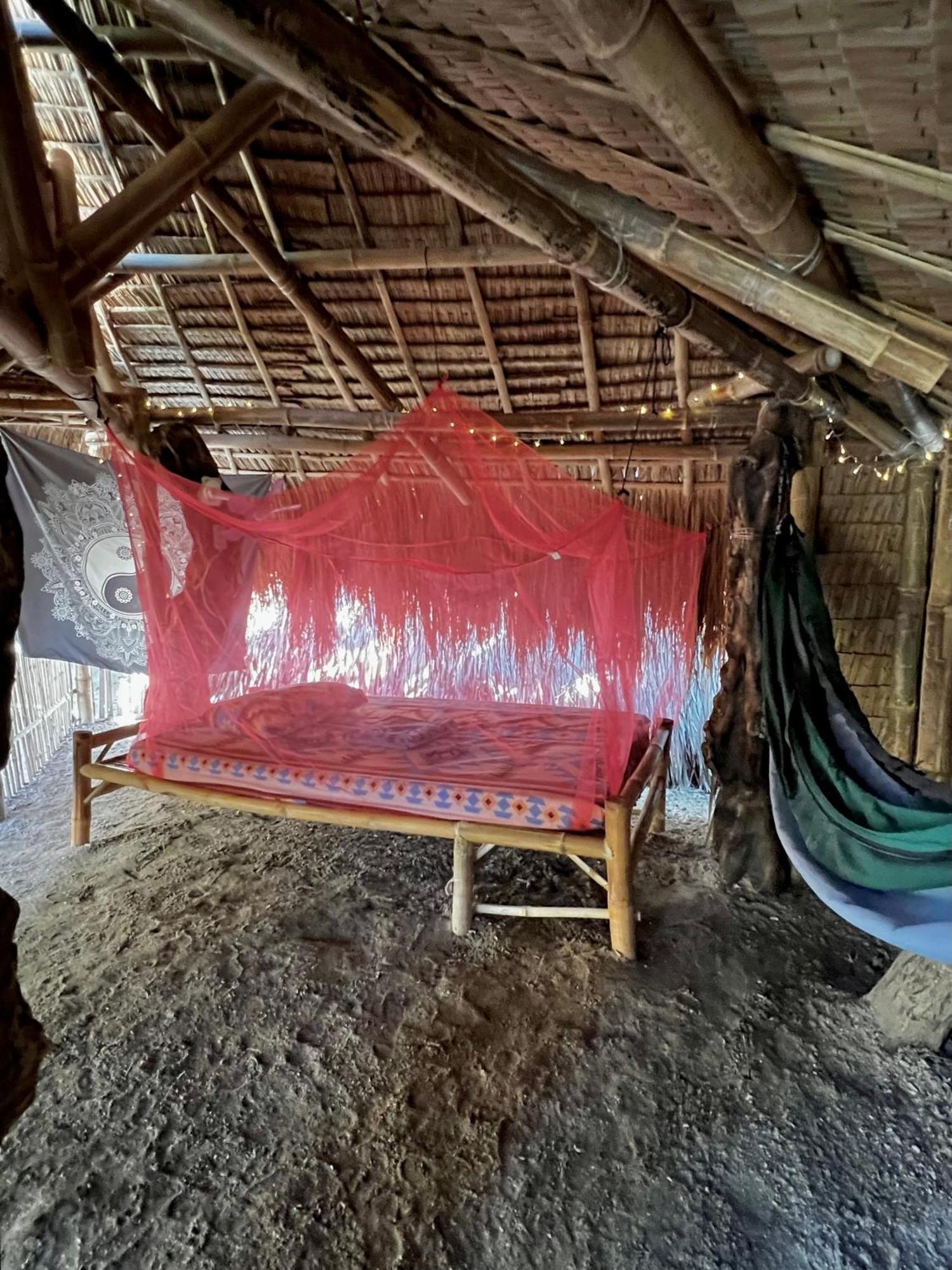 Tribal Huts Community Hostel Daanbantayan Δωμάτιο φωτογραφία